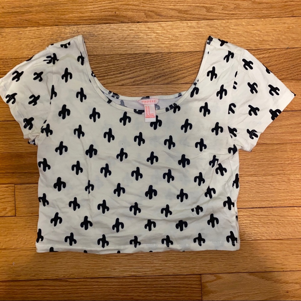 Forever 21 cropped cacti tee